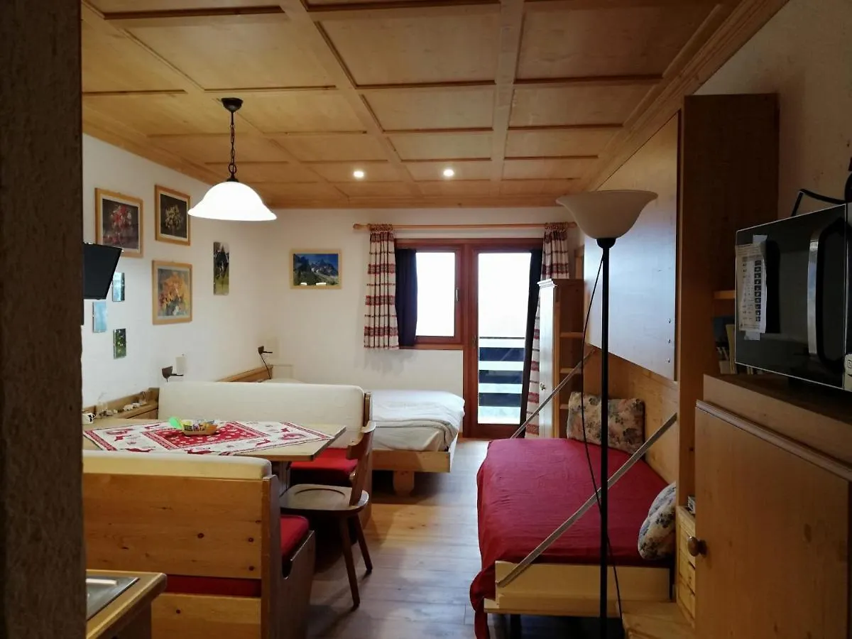 Casa Focobon - Presso Sussy Residence فالكادي 0*,  إيطاليا